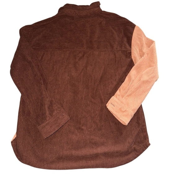 Colorblock Corduroy Button-Up Shirt - Picture 2 of 3